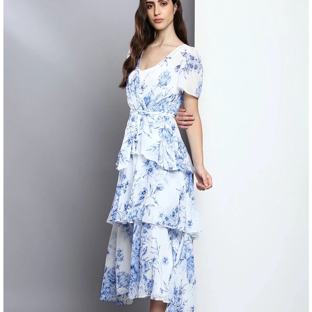 Calvin Klein Floral Blue White midi wedding season occasion dress worn only once